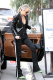 *EXCLUSIVE* Johnny Hallyday gives his wife Laeticia a Helping Hand