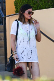 *EXCLUSIVE* Kylie Jenner keeps fit with her sushi diet