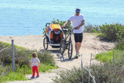 Chris Hemsworth and daughter India Rose: Malibu duo - Part 2