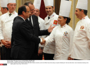 PARIS:  F. Hollande meets the "Chef des Chefs Club" (CCC)