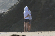 *EXCLUSIVE* Kate Hudson and Matthew Bellamy play beach soccer with Ryder **NO WEB, MUST CALL FOR PRICING**