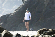 *EXCLUSIVE* Kate Hudson and Matthew Bellamy play beach soccer with Ryder **NO WEB, MUST CALL FOR PRICING**