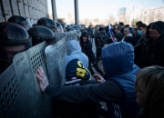 Ukraine: Pro-Russians storm regional building in Donetsk