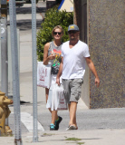 PREMIUM EXCL Leonardo Dicaprio and girlfriend stock up on records