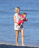 PREMIUM EXCL Elsa Pataky amazing body after babies!