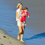 PREMIUM EXCL Elsa Pataky amazing body after babies!  - Part 2