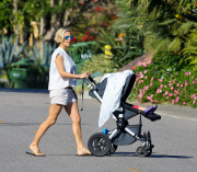 PREMIUM EXCL Elsa Pataky amazing body after babies! - Part 3 