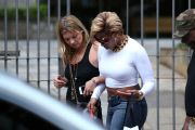*EXCLUSIVE* Kate Moss gets together with Naomi Campbell and Mary J. Blige in Brazil **NO UK**