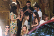 *EXCLUSIVE* Kate Moss gets together with Naomi Campbell and Mary J. Blige in Brazil **NO UK**