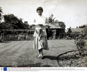 97-year-old Dolly Saville, who is the world's oldest barmaid, Wendover, Buckinghamshire, Britain - 15 Sep 2011