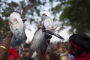 Bangladesh: Charak Puja