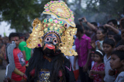 Bangladesh: Charak Puja