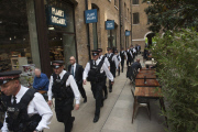 Police raid City office and arrest traders over alleged fraud racket