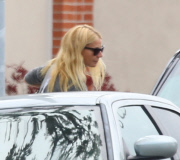 PREMIUM EXCLUSIVE - Gwyneth Paltrow seeks enlightenment through spiritual healer