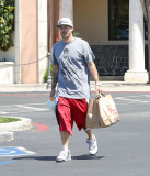 EXCLUSIVE - Kevin Federline and family get quality time