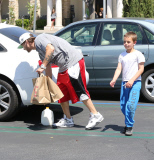 EXCLUSIVE - Kevin Federline and family get quality time