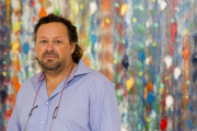 Cuban Artist Ernesto Villanueva at Gallery Different