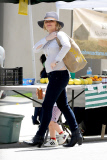 Amy Poehler and her Boys enjoy Family Time at the Farmers Market