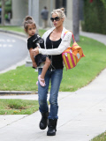 Denise Richards Running Errands With Her Daughter 