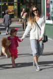 Sarah Jessica Parker's daughter bring stuffed friends to school