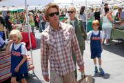 *EXCLUSIVE* Julia Roberts and Daniel Moder have a Family Day at the Farmers Market