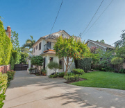 A look inside the home of January Jones.