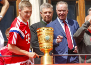DFB-Pokal: Bayern München feiert Pokalsieg auf dem Marienplatz in München 