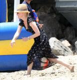Stars Attend Joel Silver's Annual Memorial Day Party 