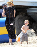 Stars Attend Joel Silver's Annual Memorial Day Party 