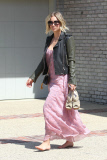 Barefoot Kaley Cuoco leaves Memorial Day party after getting cozy with hubby Ryan Sweeting