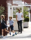 PREMIUM EXCLUSIVE - Chris Martin on daddy duty amid infidelity rumors