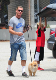 Gwen Stefani uses leopard print parasol at flag football game w Gavin, Kingston, and Zuma