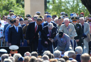 Obama and Hollande attend D-Day ceremony