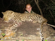 Teenage girl big game hunter Kendall Jones - Jun 2014
