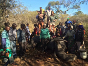 Teenage girl big game hunter Kendall Jones - Jun 2014