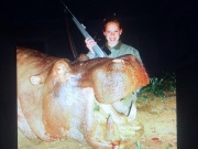 Teenage girl big game hunter Kendall Jones - Jun 2014