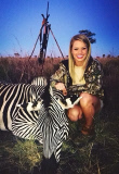 Teenage girl big game hunter Kendall Jones - Jun 2014