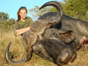 Teenage girl big game hunter Kendall Jones - Jun 2014