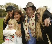 Keith Richards participe ¿ une manifestation de soutien pour un h¿pital. Lib CP