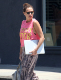 Minnie Driver Leaving Earth Cafe 
