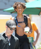 PREMIUM EXCLUSIVE Jaden Smith wearing strange outfit while hanging with Mateo Arias