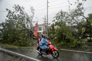 Typhoon Rammasun hits Philippines - 16 Jul 2014