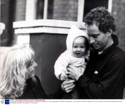 John Mcenroe 1986 American Tennis Champion John Mcenroe And Wife Tatum O'neal Leave Blakes Hotel With Their Baby Kevin....tennis Player