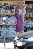 Melanie Griffith stocks up at the news stand