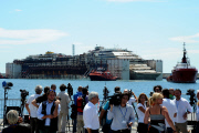 Letzte Reise von dem Wrack der Costa Concordia