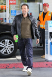 *EXCLUSIVE* Ben Affleck has Wardrobe Malfuction