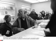 PARIS : HENRI CARTIER-BRESSON AU VERNISSAGE DE SON EXPO.GALERIE CLAUDE BERNA