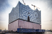 ELBPHILHARMONIE IN HAMBURG