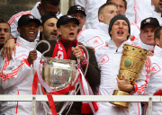 1. Bundesliga: FC Bayern Muenchen feiert das Triple auf dem Marienplatz