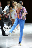 Rod Stewart rocks em' in Vacouver